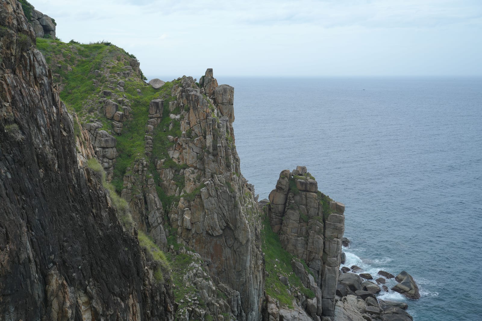 崖と海の風景